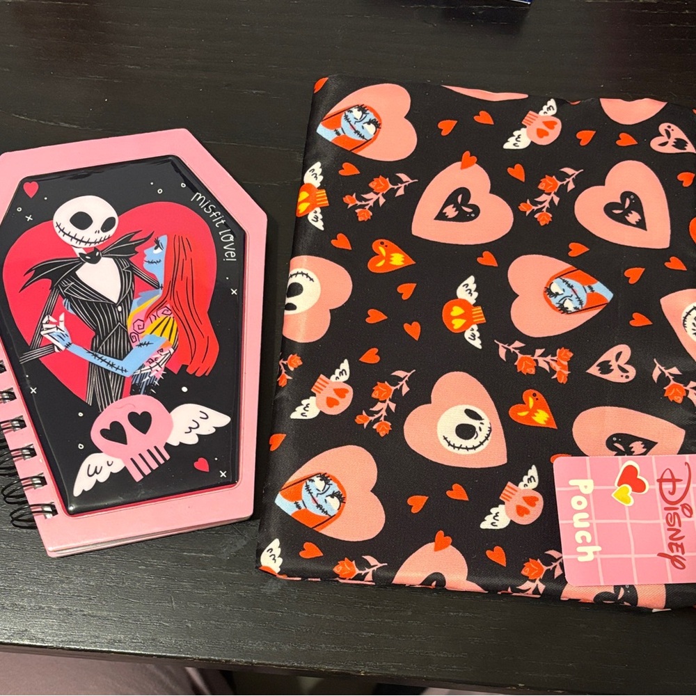 Disney Pink and Black Heart Pattern Set
